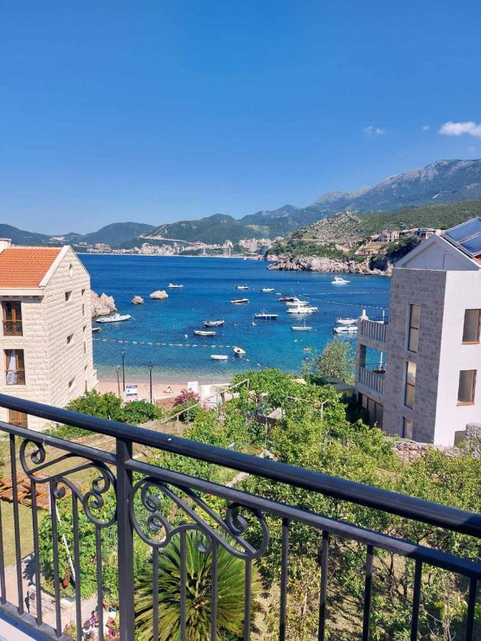 Sara With Seaview Apartment Budva